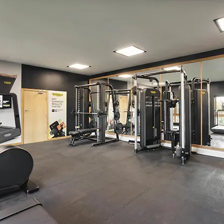 The Hide - Ridgestone *