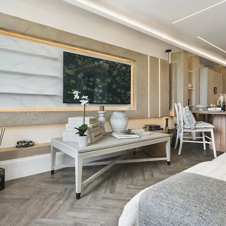 The Hide - Ridgestone Lejlighed