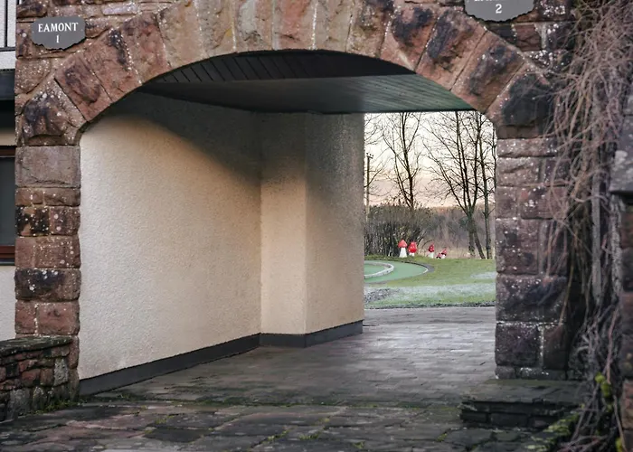 The Hide - Ridgestone * Penrith