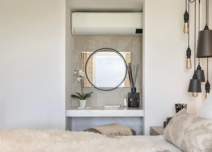 The Hide - Ridgestone